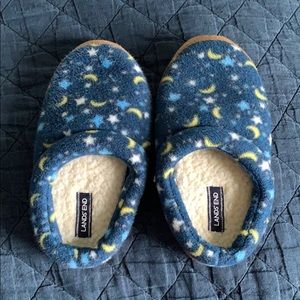 Little boys Sz 3 Lands End fleece Sherpa slippers